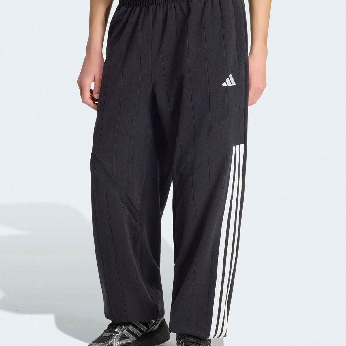 Jogger Adidas W HER PT Q4 KF7272 Black/White Donna