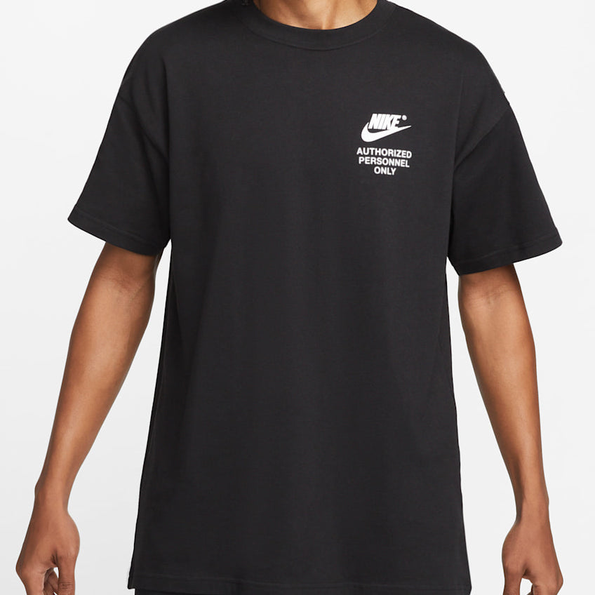 T-Shirt Nike Sportswear Authorized Pesonnel Only DM6427-010 Uomo