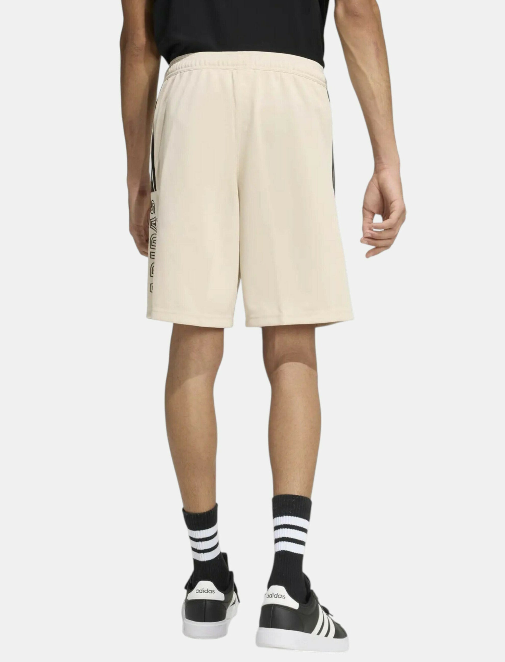Vista posteriore shorts Adidas House Of Tiro KC2896 Crystal Linen uomo