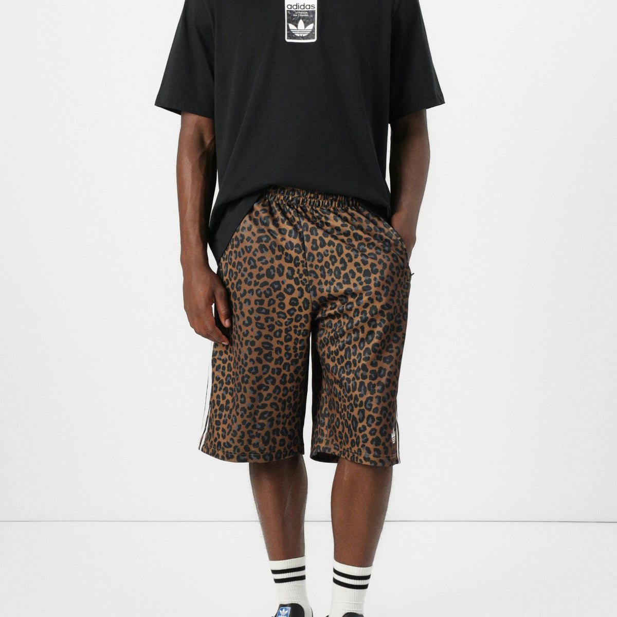 Bermuda Adidas Graphiv Os Sho JV7566 Bronze Leo Uomo