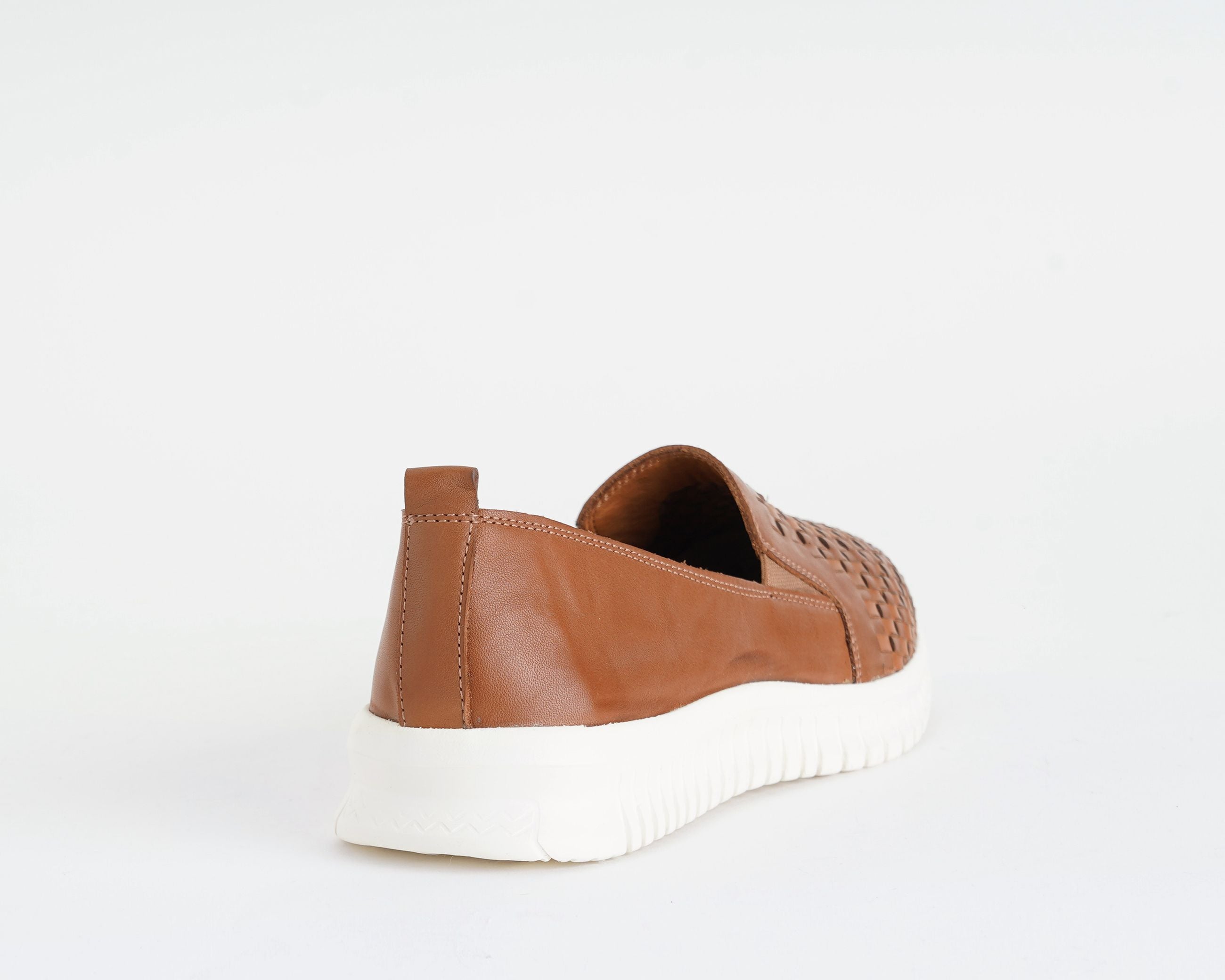 Mocassino Melluso 055043Q tan da donna in pelle, calzata slip-on con elastico e suola in gomma