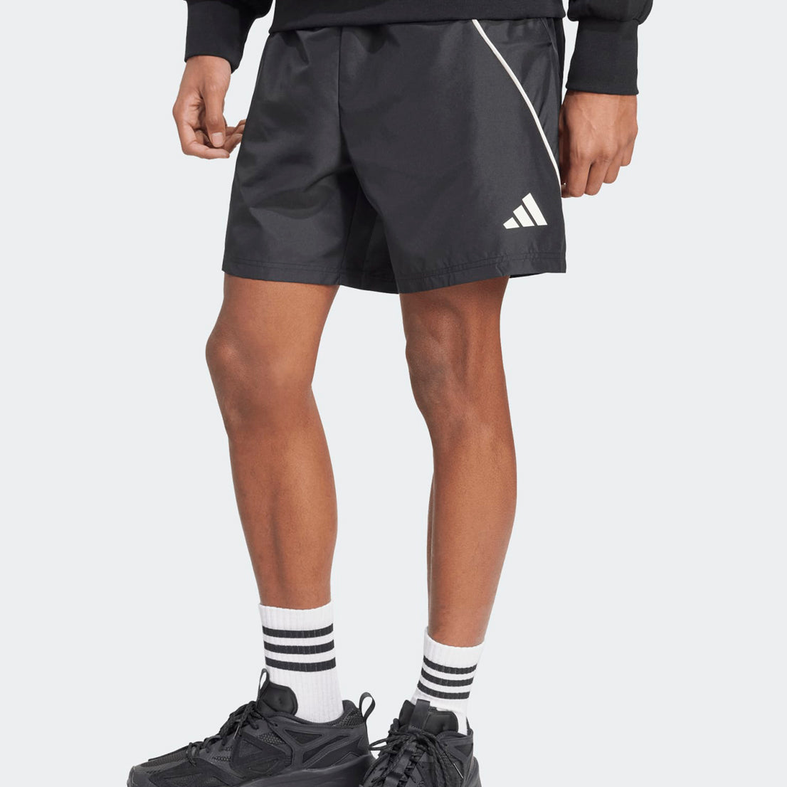 Shorts Adidas Stadium JN1823 neri uomo vista frontale