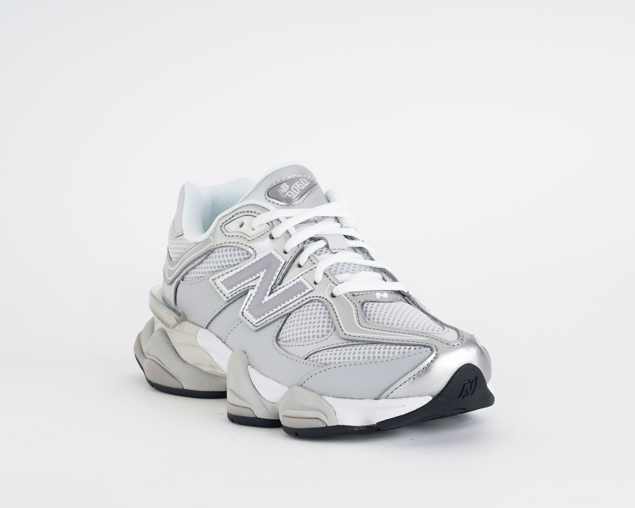Sneakers New Balance 9060 U90606MU Raincloud/Truffle Salt unisex – NEW BALANCE