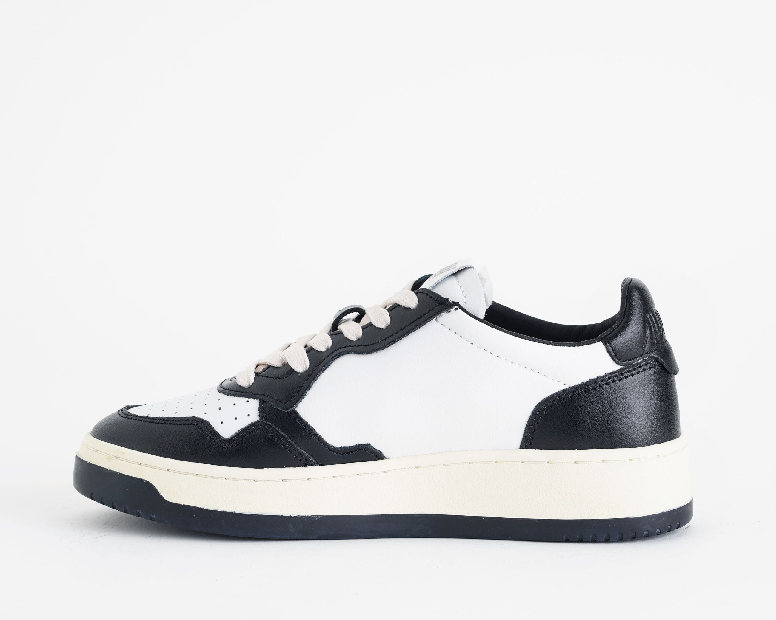 AUTRY Medalist Low Bicolor AULW WB01 sneakers pelle bianco nero