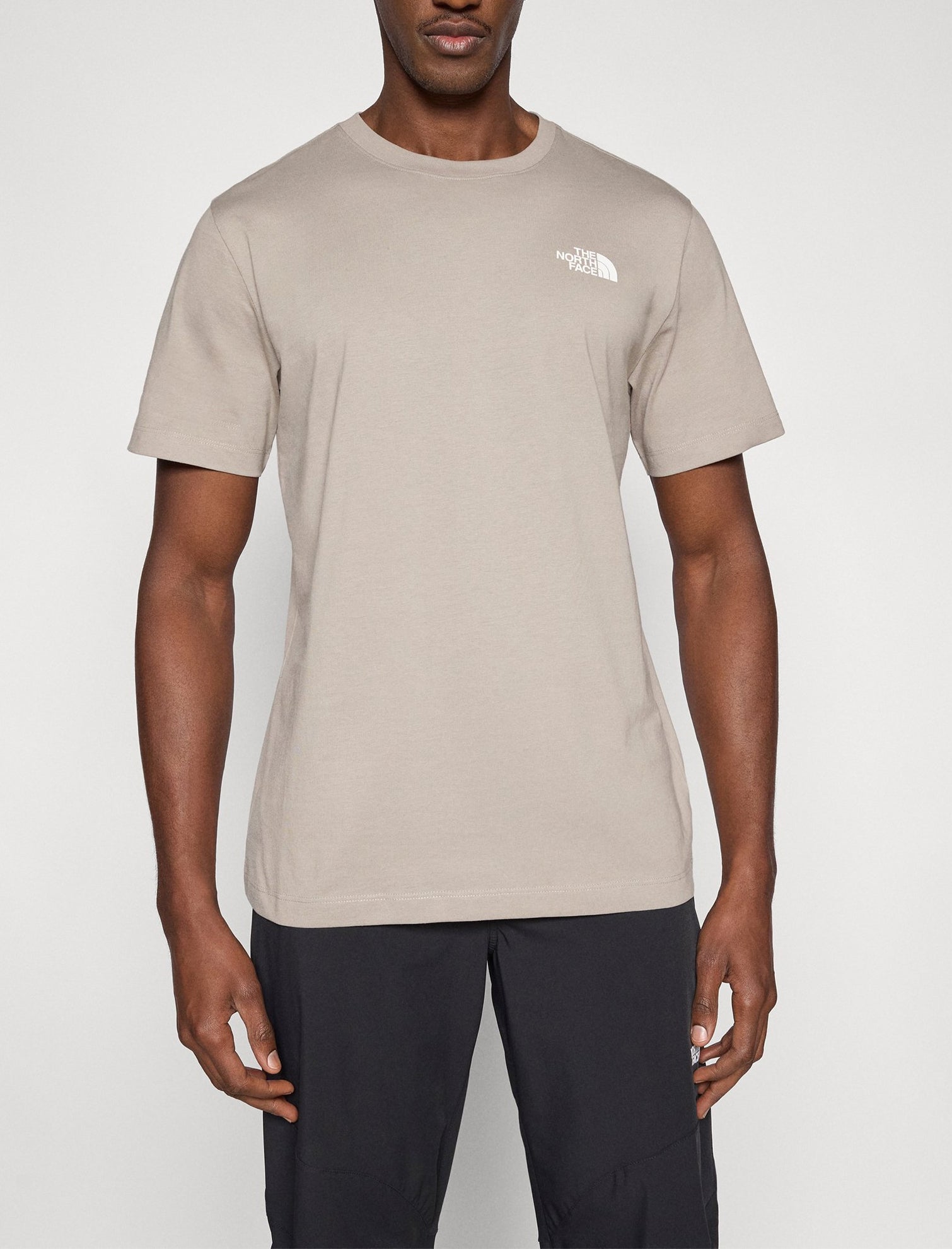 THE NORTH FACE NF0A8B6K2MB1 T-Shirt Evolution NSE Box Regular colore Grigio (Stone Slab)