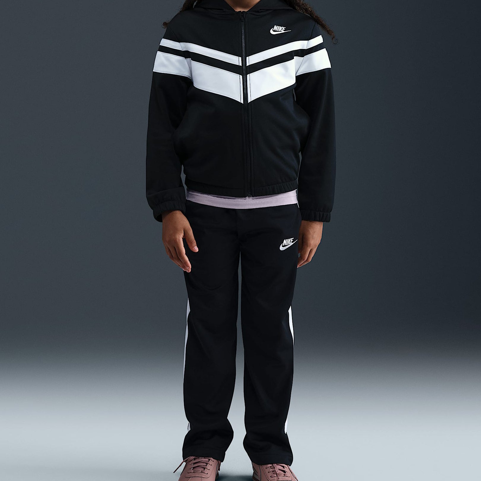 Tuta con cappuccio Nike Dri-FIT – Ragazzo/a Nike Sportswear HQ9316 010 Unisex bambino