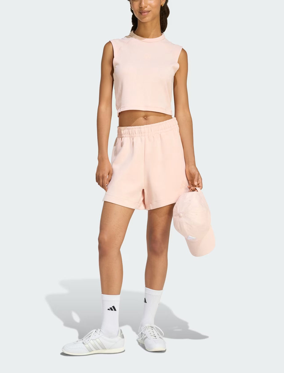 Adidas Shorts KD2103 Blush Pink – outfit completo, look casual donna