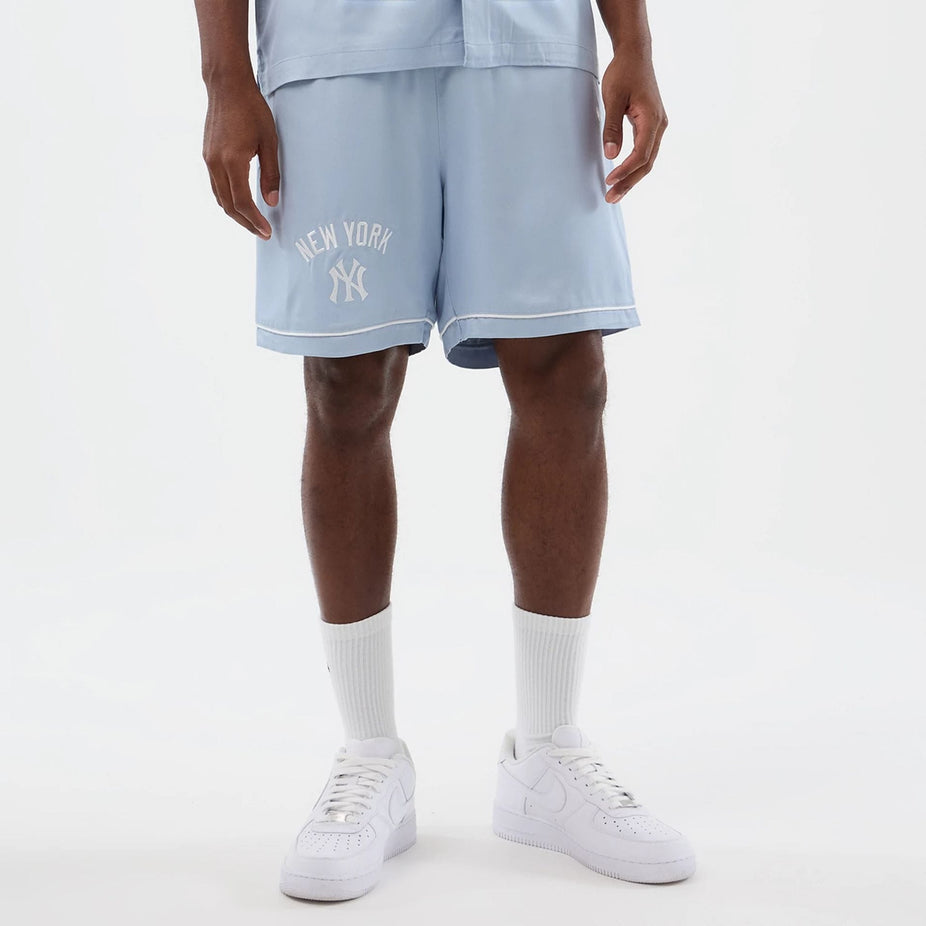 Pantaloncini New Era New York Yankees MLB Woven 60856158 uomo colore azzurro Pastel Blue (450)