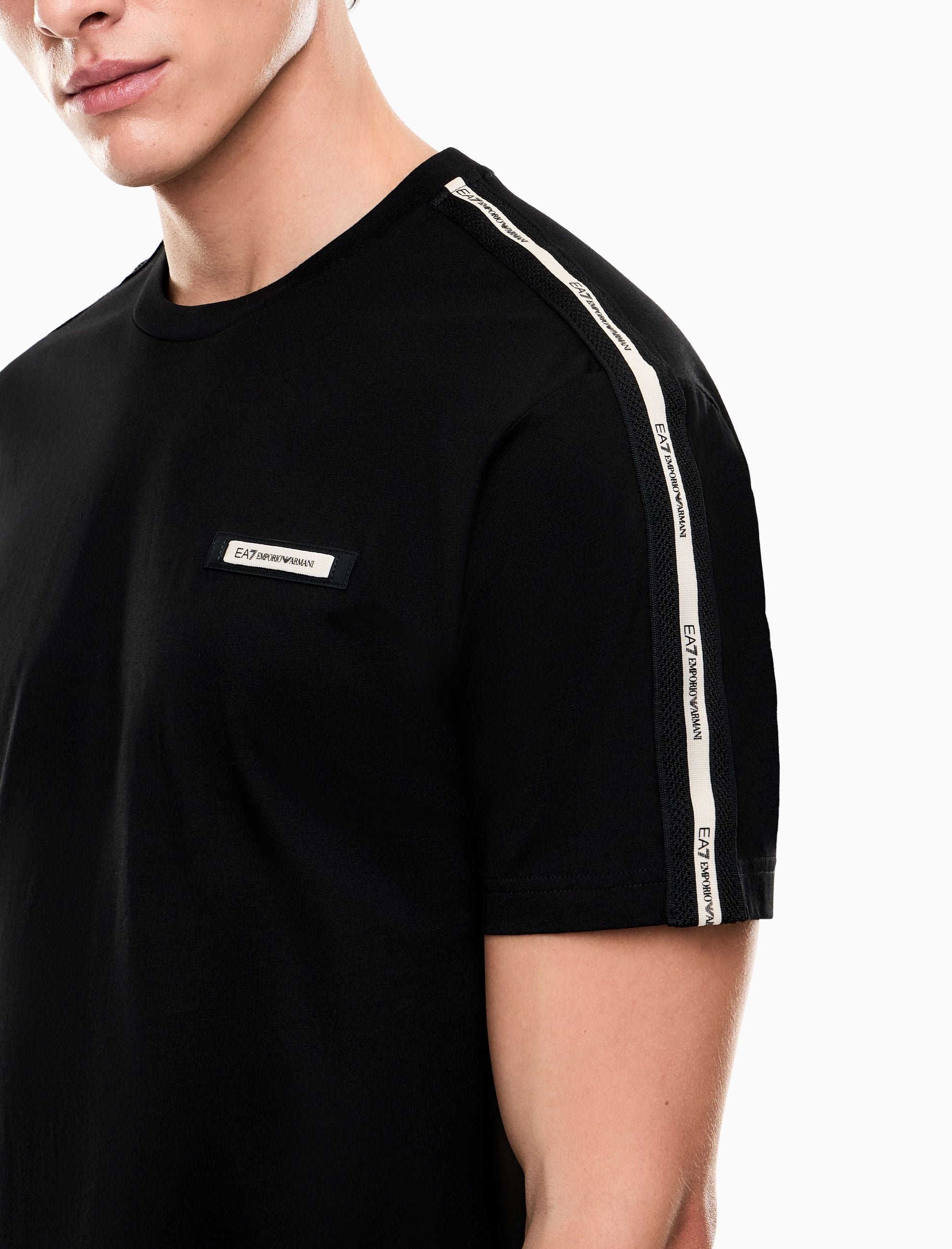 T-Shirt AF10375 EA7 EMPORIO ARMANI colore Black UC001