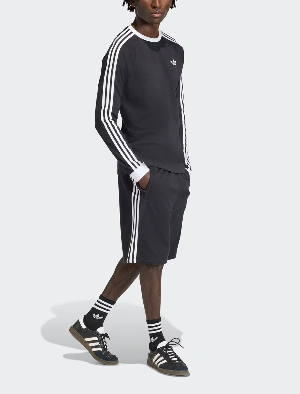 Adidas Shorts 3 Stripes KE3566 Nero – shorts uomo indossati, vista laterale