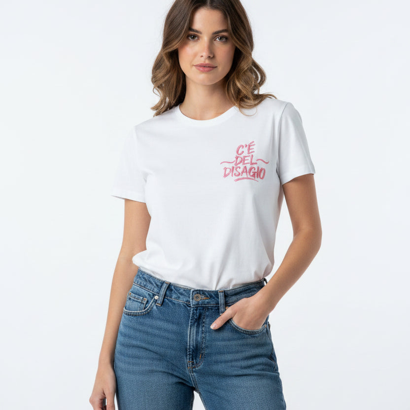 VICOLO RAB0278 t-shirt ricamo "C'è del Disagio" bianco rosa