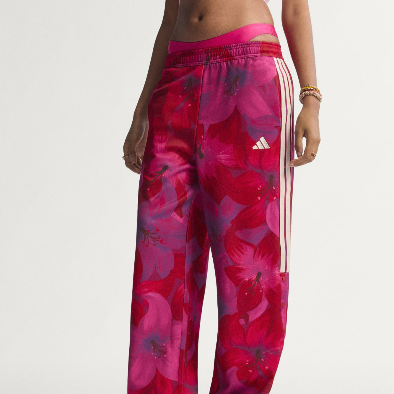 Pantalone Adidas x Farm Rio House of Tiro KD4632 Bahia Magenta Donna