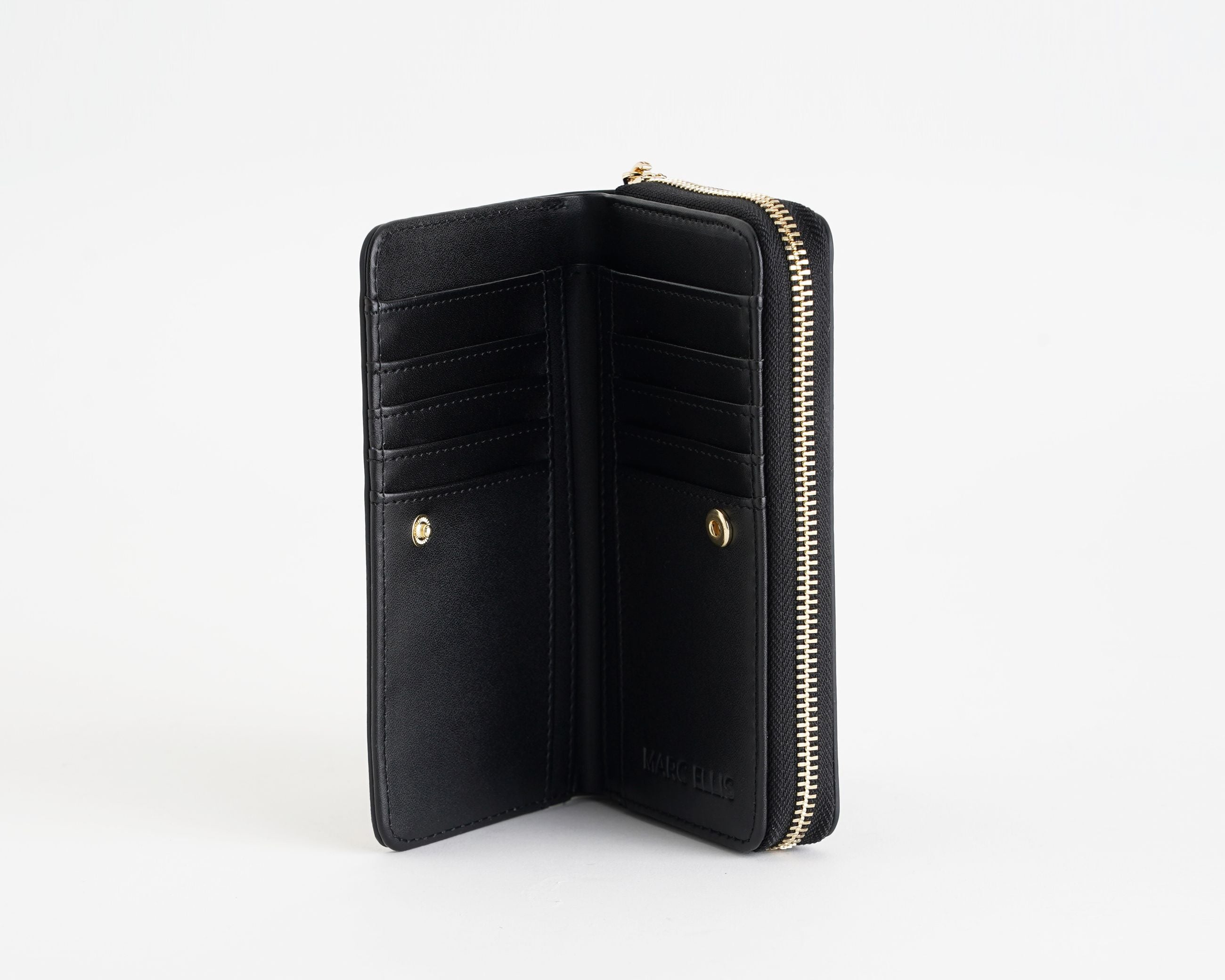 Portafoglio Marc Ellis Ivy Studs nero da donna in similpelle con borchie, chiusura zip, 8 slot portacarte, 9x16x3 cm