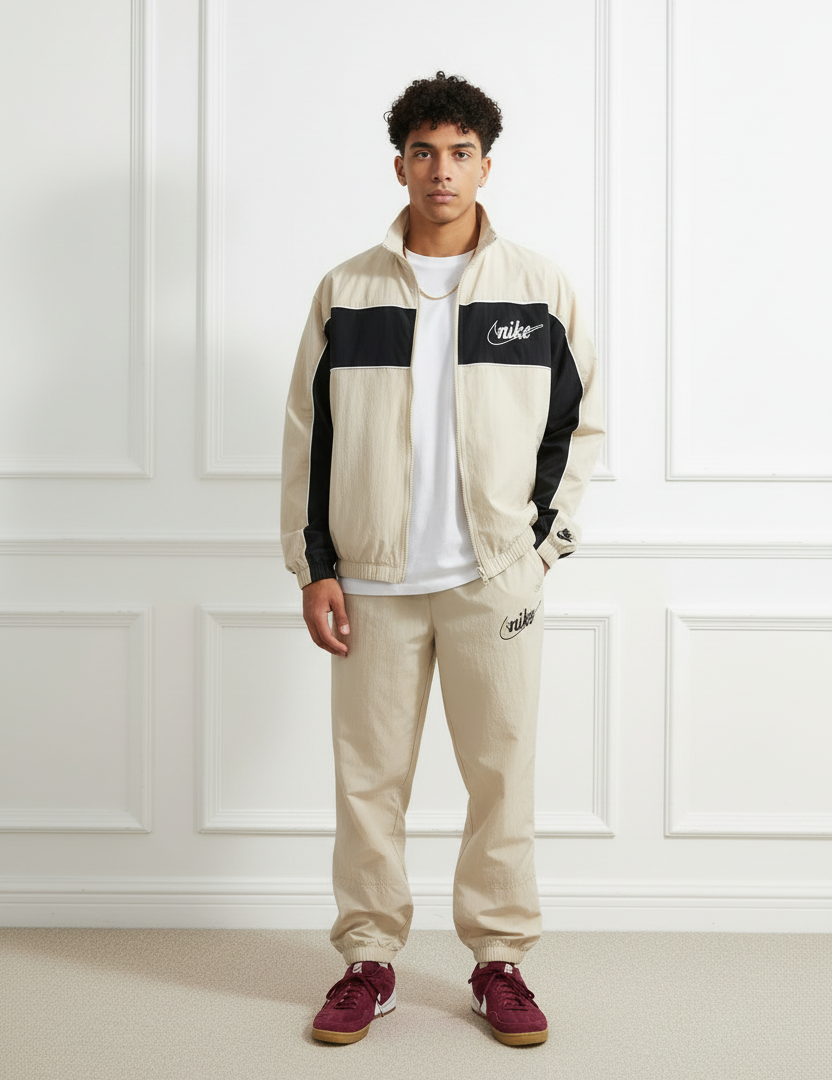 Nike Tracksuit – Più spazio ai bordi