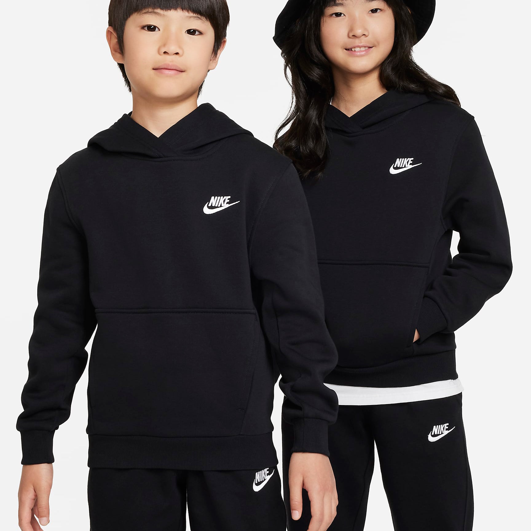 Felpa con cappuccio Nike Sportswear Club Fleece FD3000-010 nero Unisex bambino