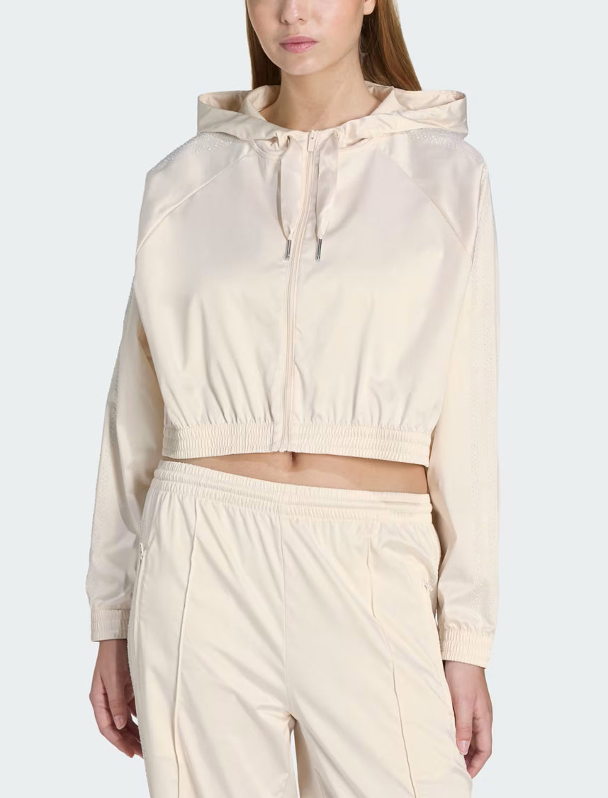 Adidas Felpa Corta Zip KE3391 Wonder White – felpa donna indossata, vista frontale