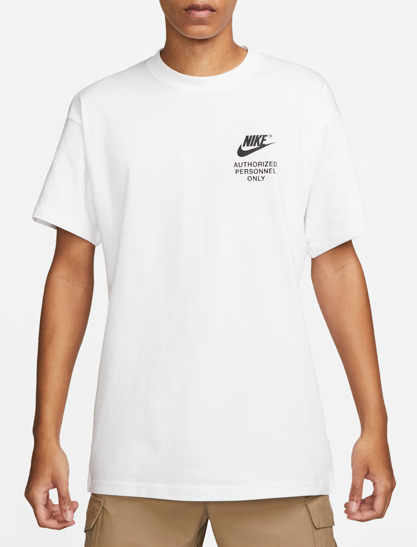 T-Shirt Nike Sportswear Authorized Personnel Tee DM6427-100 Uomo