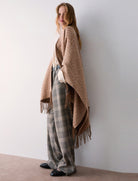 Poncho Liu Jo Double New Logo Chain 2F6039 T2742 Cammello