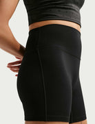 Pantaloncini da ciclista Nike One IO0809-010 donna colore Black/(White)