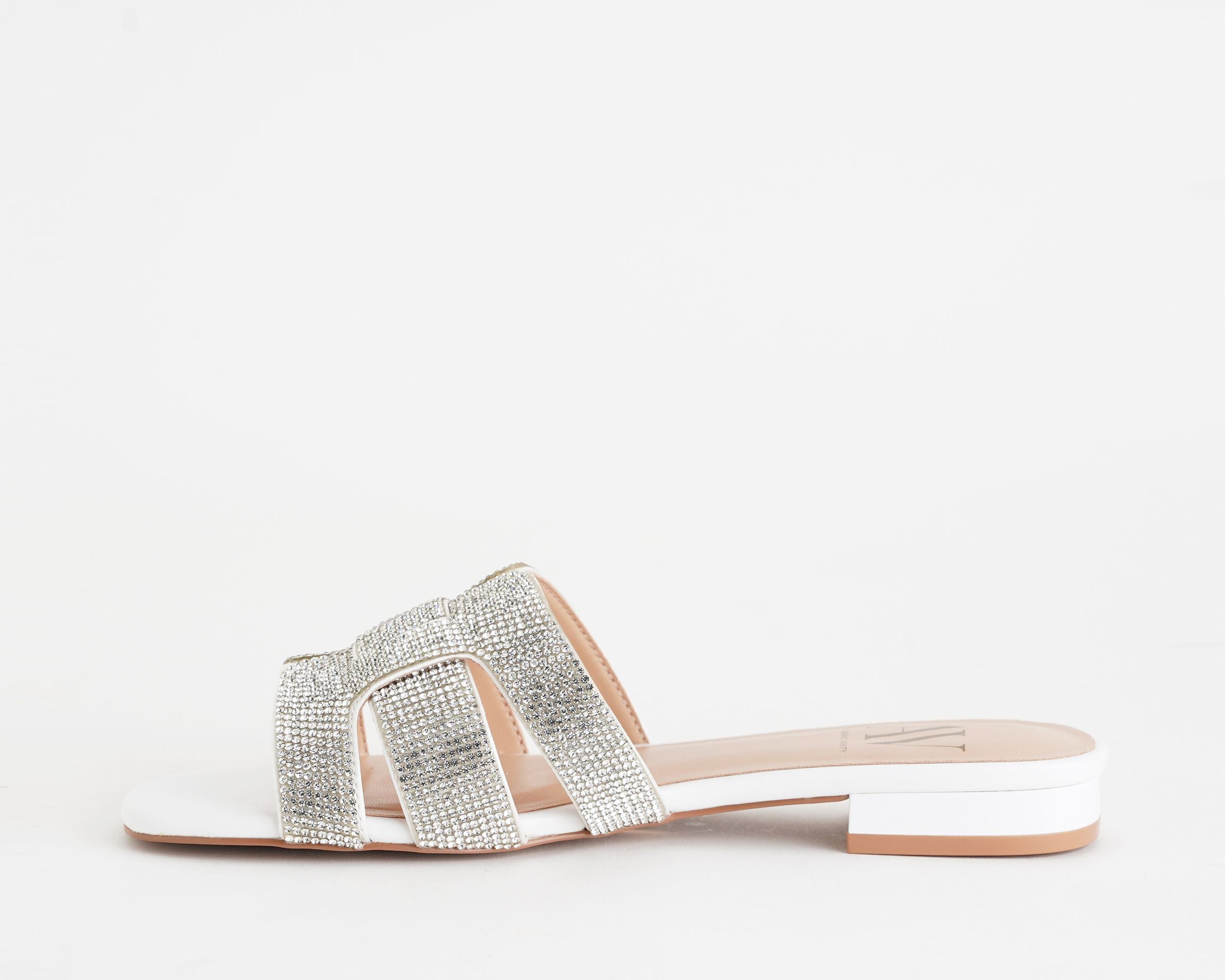Ciabatta con strass L'Amour by Albano AV7028 Donna Bianco – vista laterale, profilo con suola in gomma tacco 20 mm e tomaia in tessuto con strass
