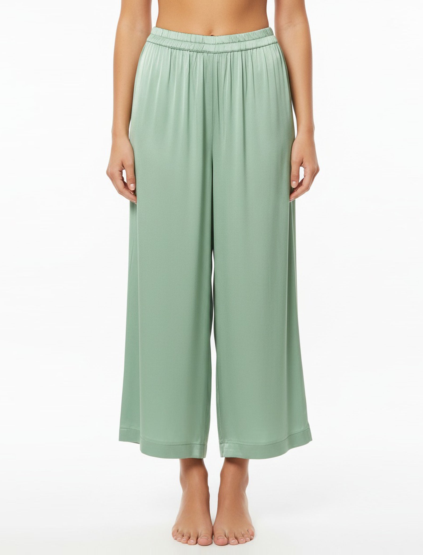 Pantaloni corti Aggel SS04005F Aloe