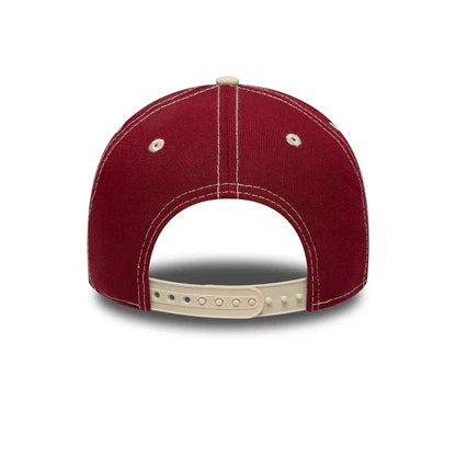 Cappello New Era 9FORTY E-Frame NBA Chicago Bulls City Icon 60856336 uomo colore rosso scuro Dark Red (601)