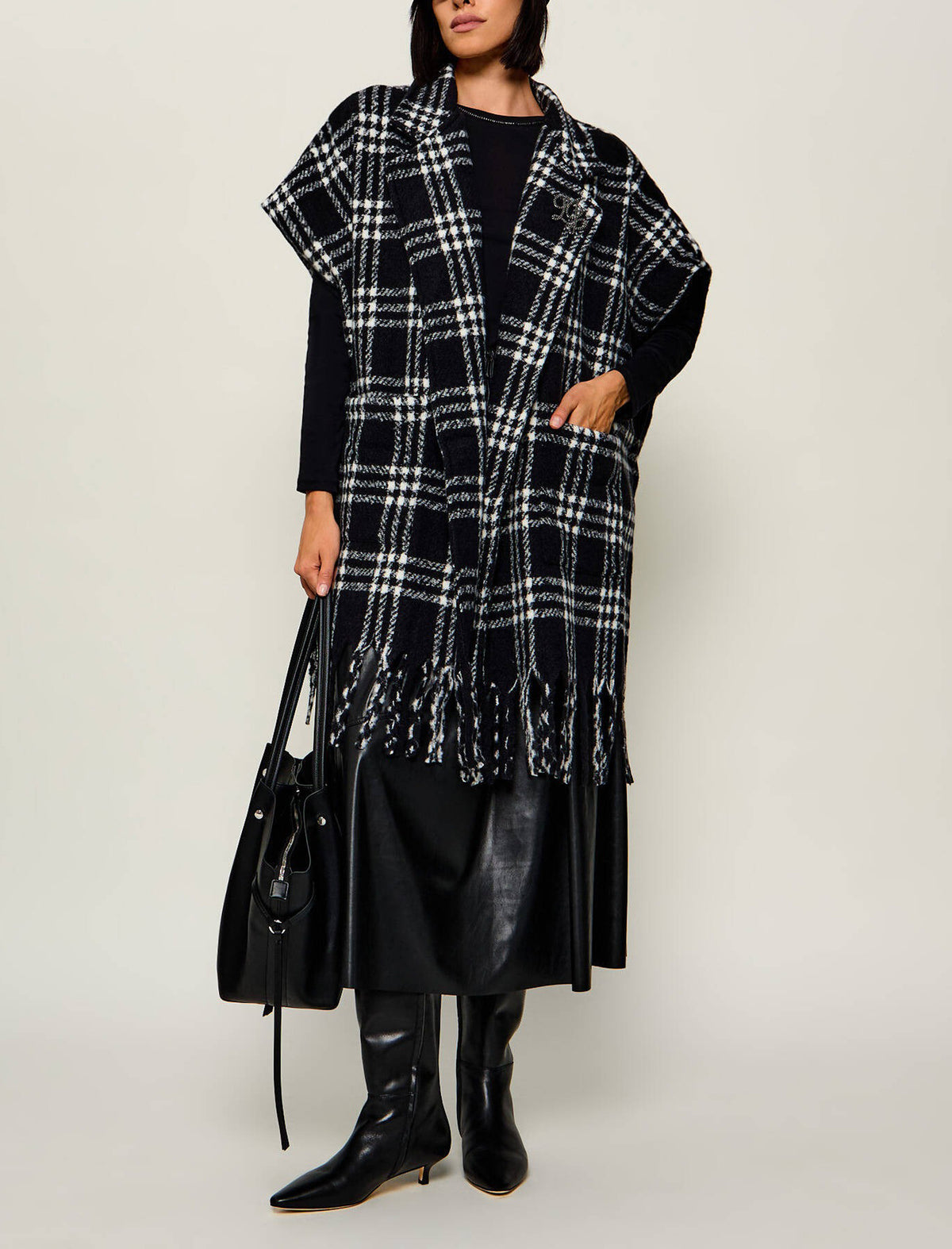 Poncho lungo Liu Jo 2F6044 T2742 Nero check