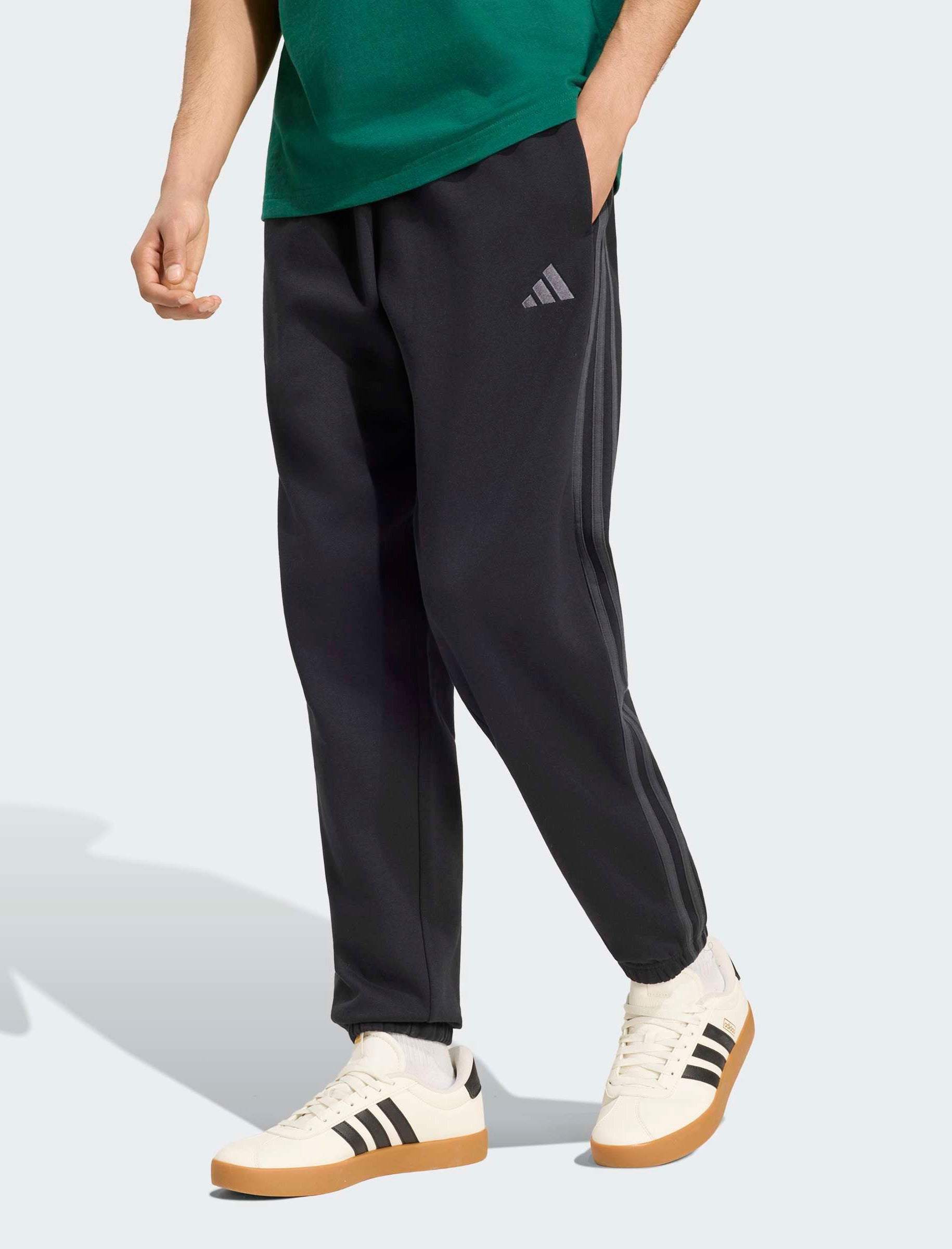 Pantalone sportivo Adidas Sportswear Essentials 3-Stripes KY4124 Black/Carbon Uomo