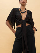 Camicia annodata con dettagli tono su tono Lola Casademunt LS2615009 