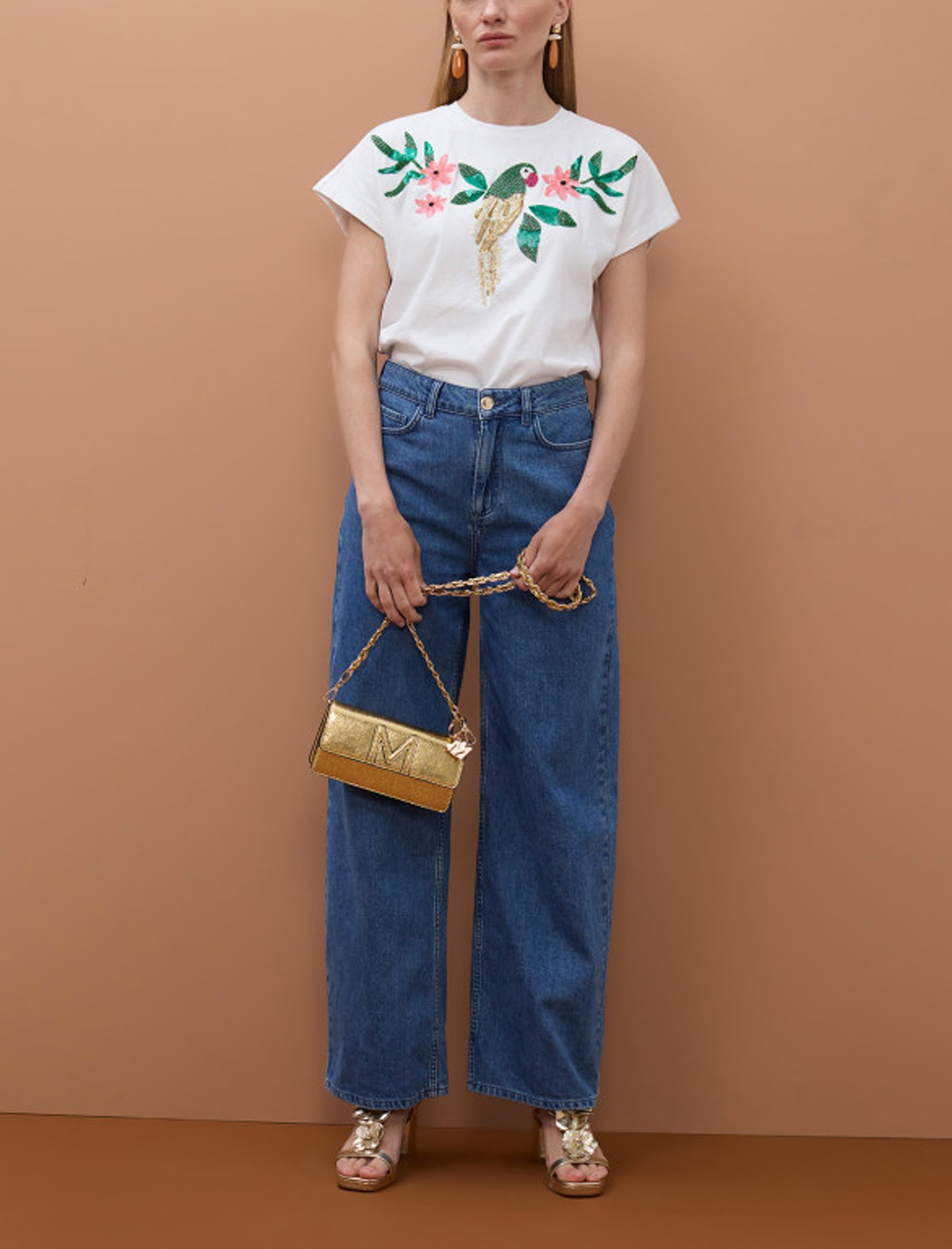 T-Shirt pappagallo con strass Lola Casademunt  MS2615004 Bianco