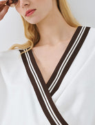 Maglia con scollo e dettagli a righe Access Fashion 63-5045-766 Bianco 