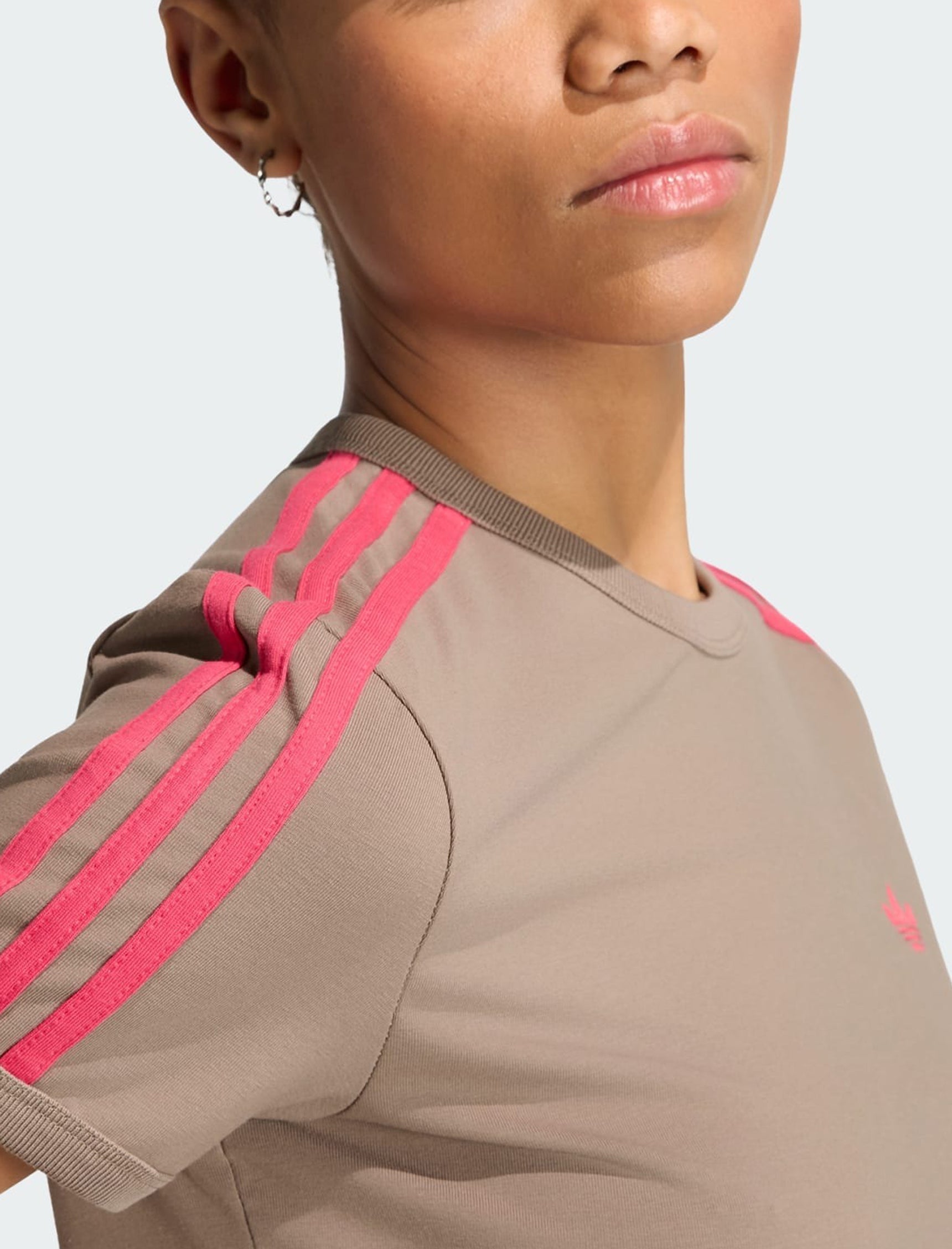 T-Shirt Adidas 3 Stripes KU8192 Khaki Six / Power Pink
