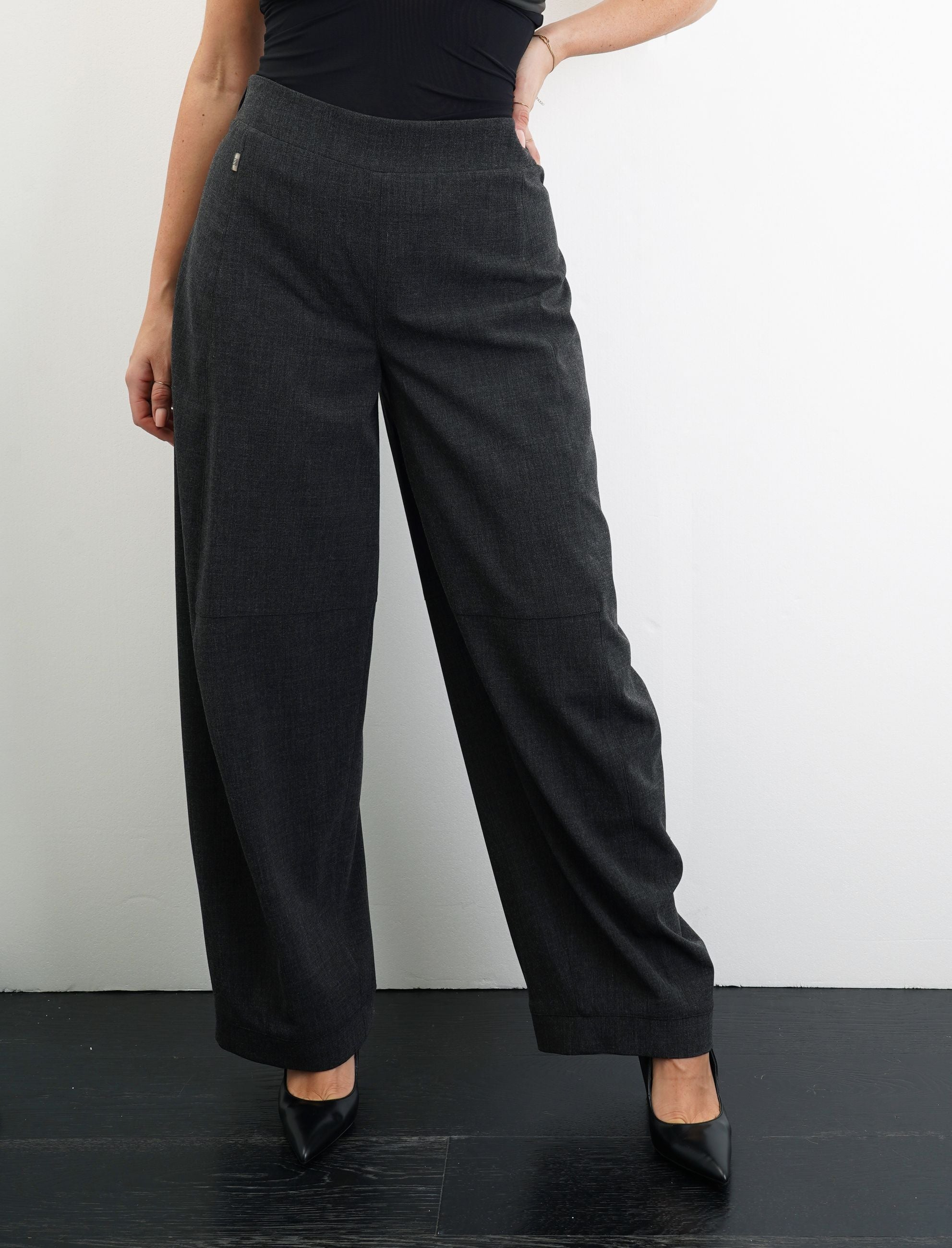 Pantaloni JIJIL JPI25PA174.0GA0043 Donna