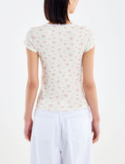 T-shirt cropped costine Vicolo UAB0203 – vista posteriore figura intera