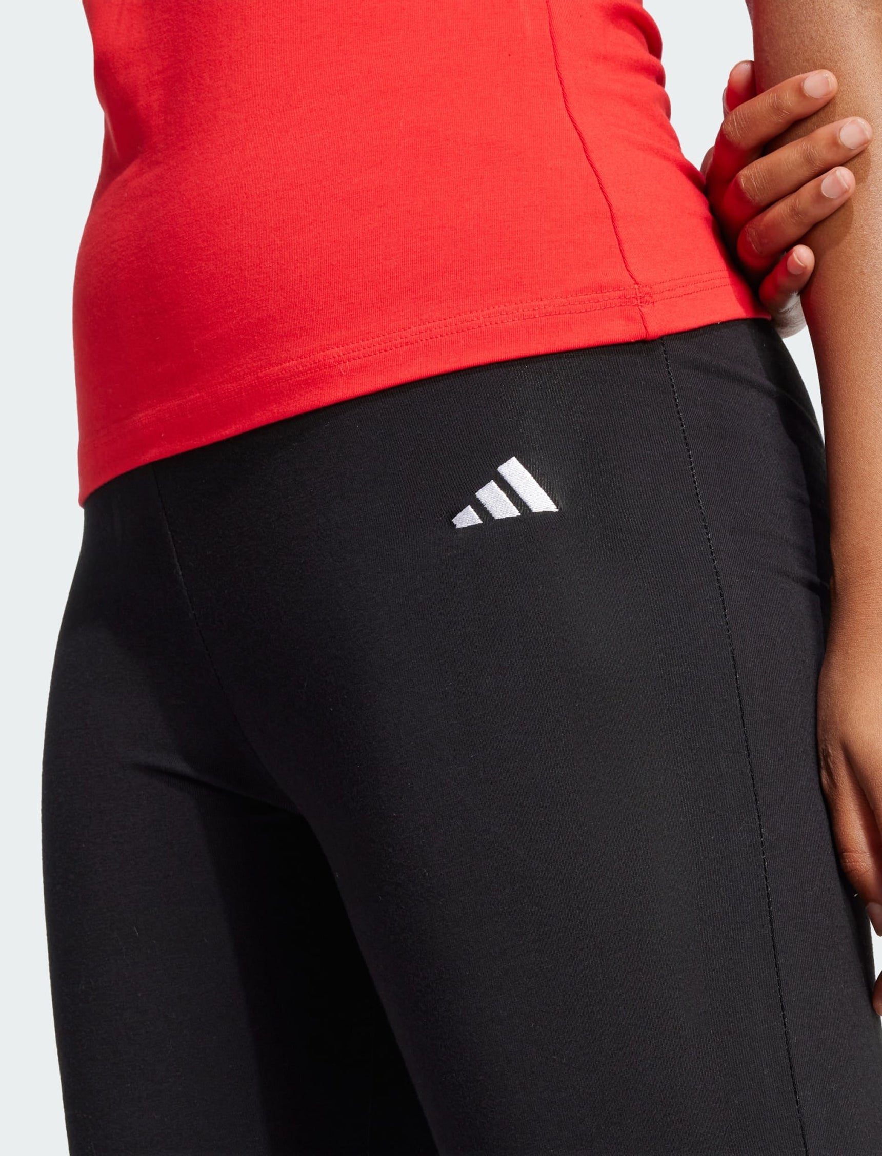 Leggings Adidas Essentials Small Logo Flared JD9961 Black / White
