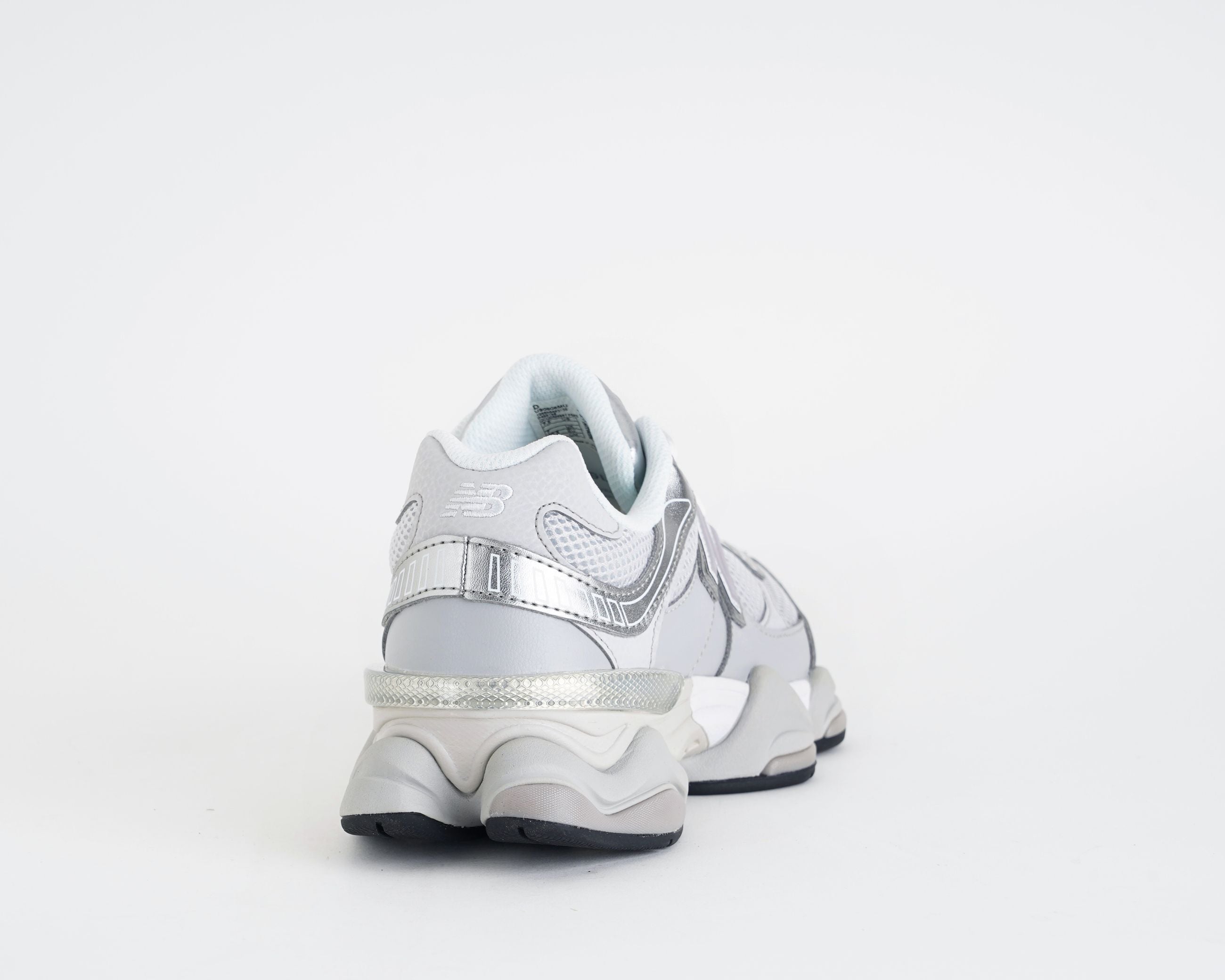 Sneakers New Balance 9060 U90606MU Raincloud/Truffle Salt unisex – NEW BALANCE
