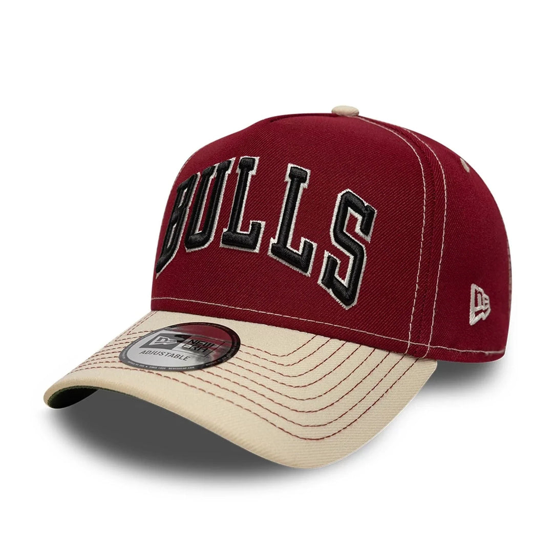 Cappello New Era 9FORTY E-Frame NBA Chicago Bulls City Icon 60856336 uomo colore rosso scuro Dark Red (601)