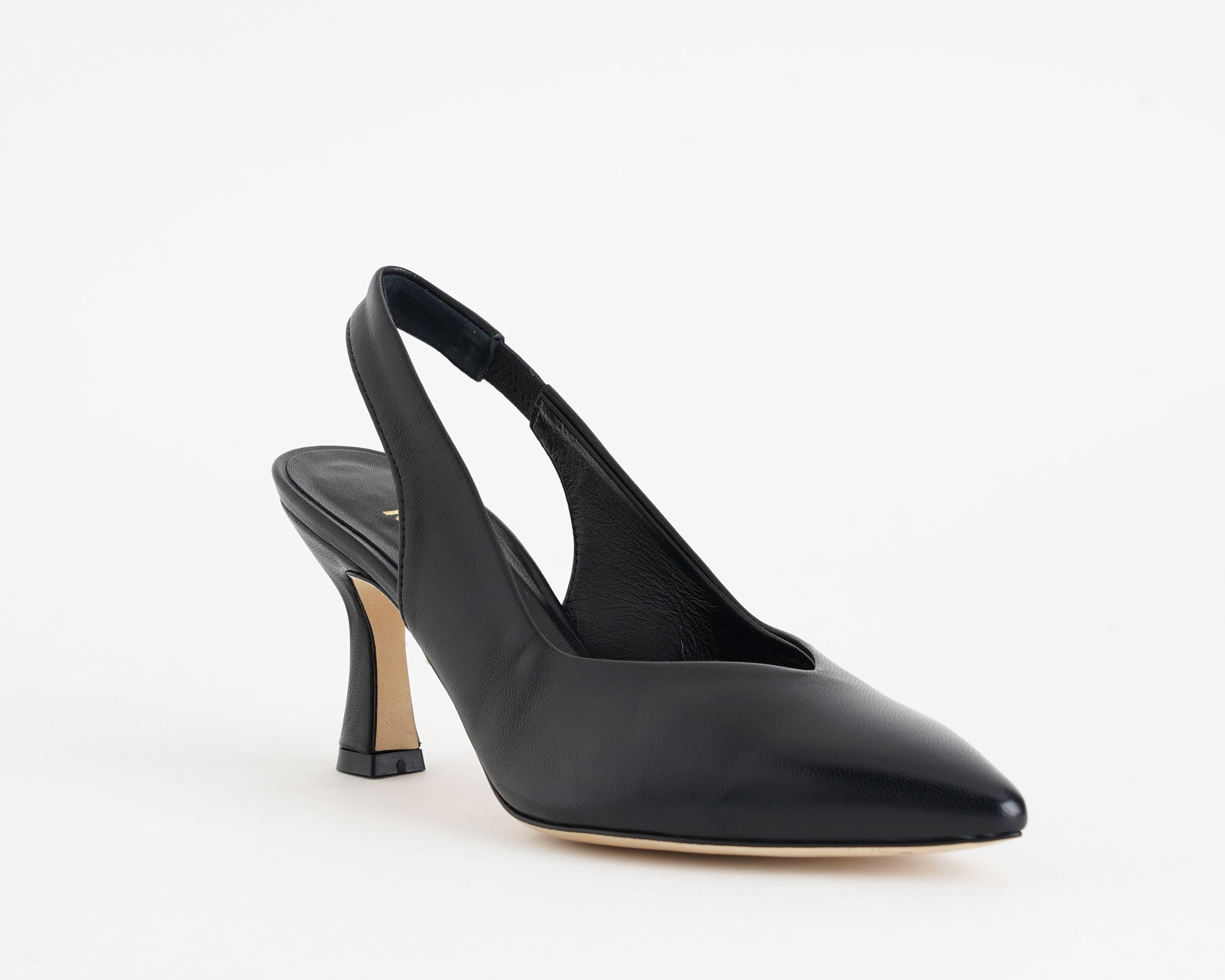 Decolletè donna Melluso D168Q nero – vista semi-laterale, tomaia in pelle con elastico