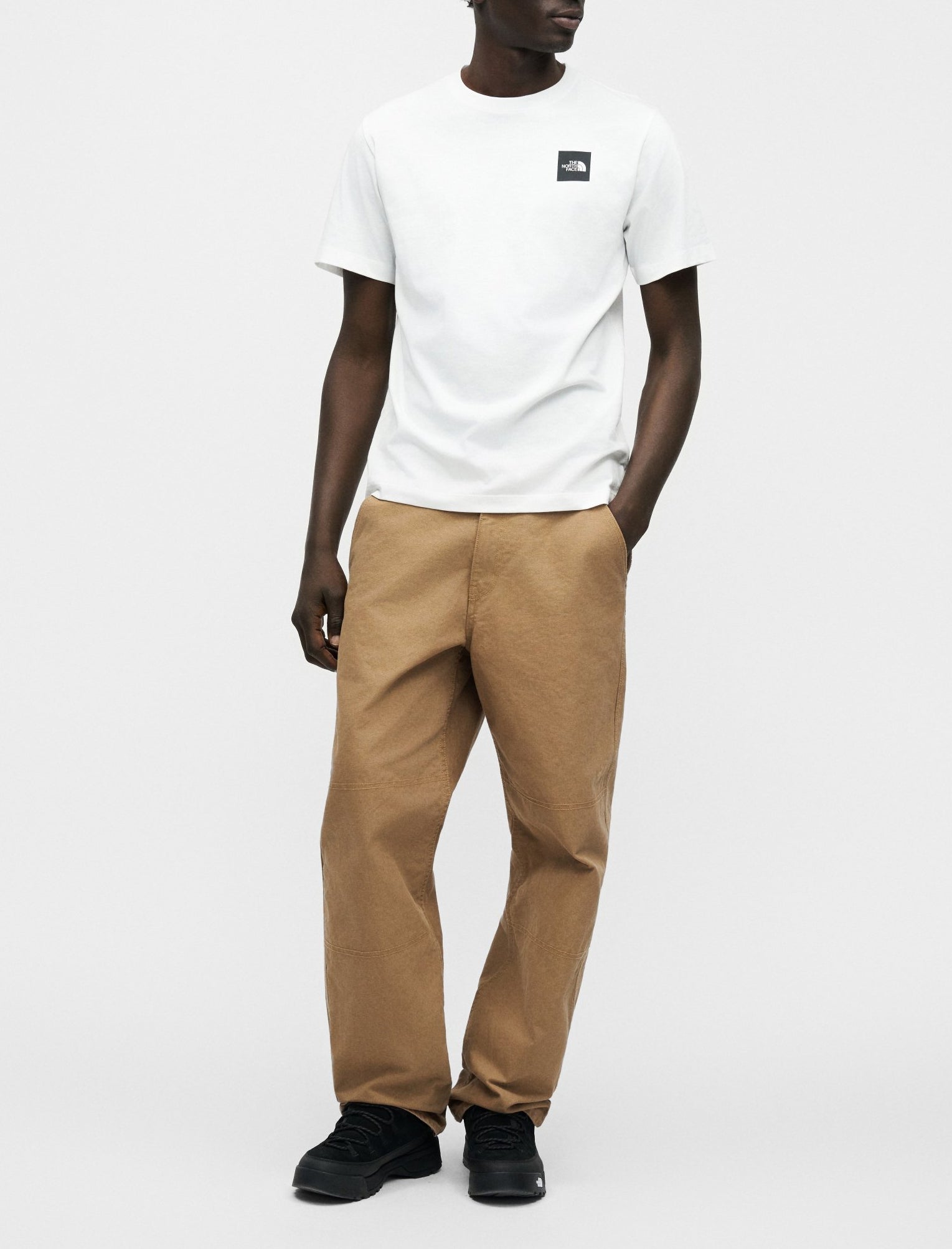 THE NORTH FACE NF0A8G9CFN41 T-Shirt Evolution Box Half Dome Regular colore Bianco (TNF White)
