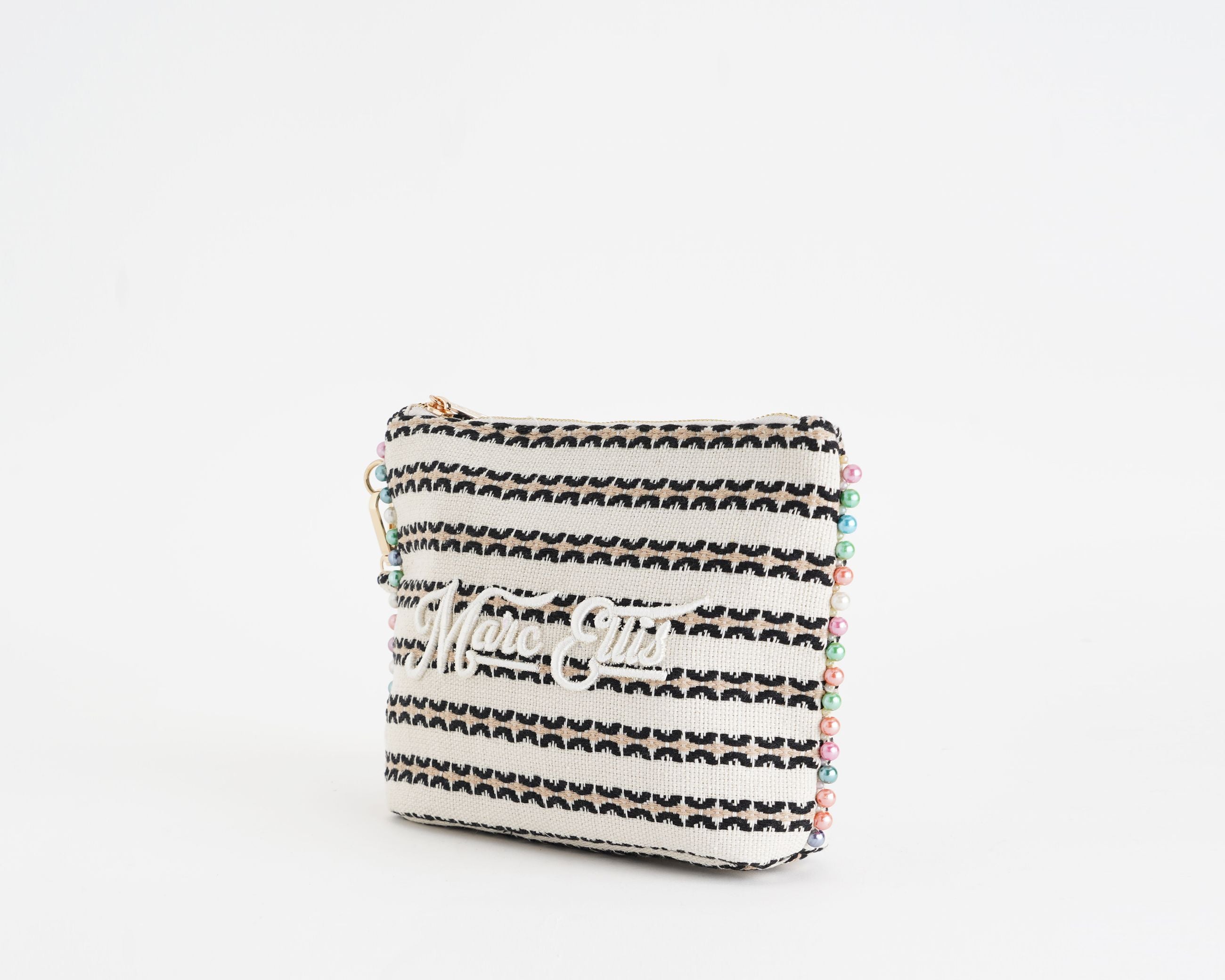 Pochette Marc Ellis Cassy Indy 26 Donna Variant 01 – vista laterale, profilo H.20×L.27×P.8 cm con manico removibile e tirazip logato
