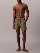 Pantaloncini da bagno Calvin Klein Intense Power LV00N61015-PLI Brush Green Uomo
