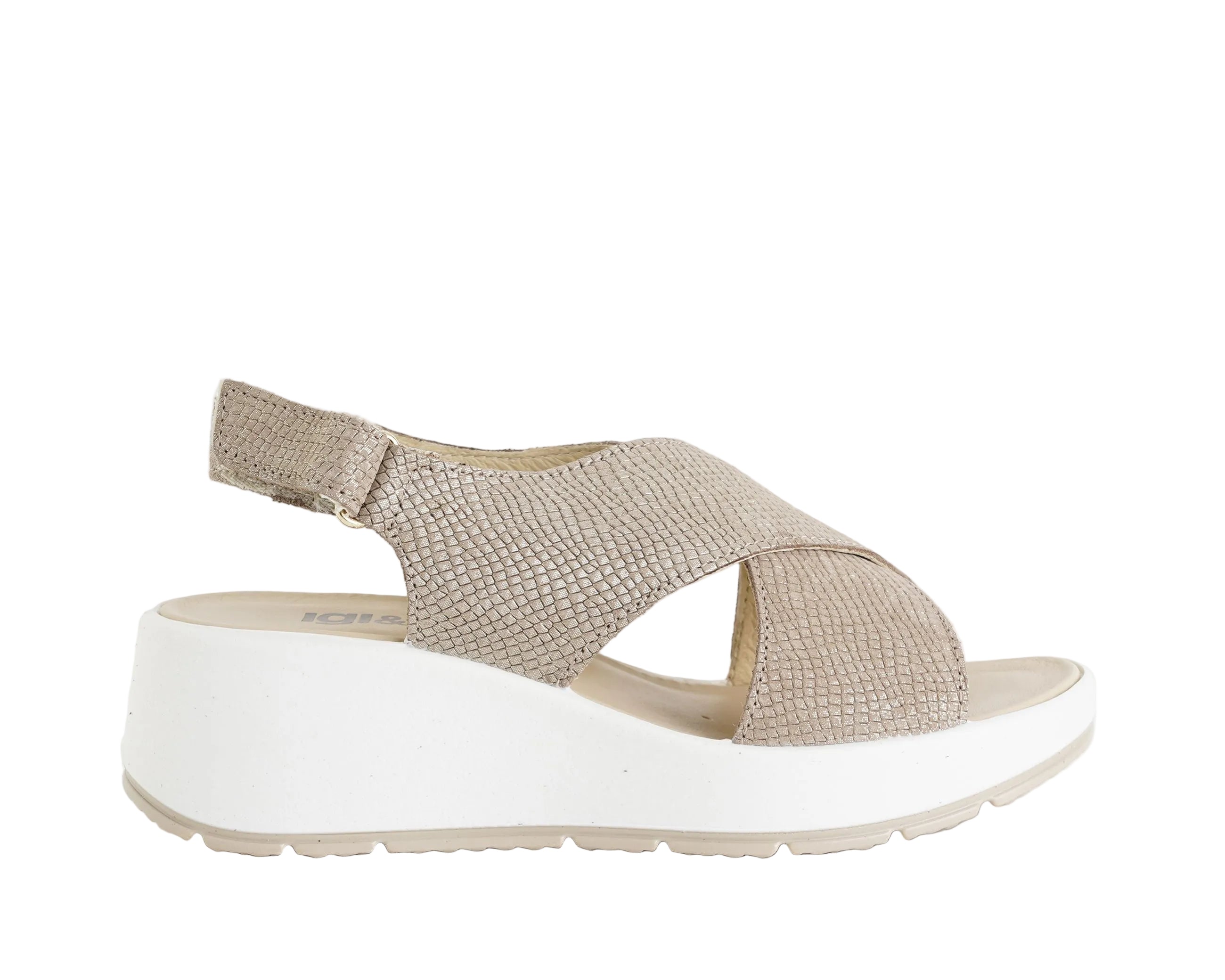Sandalo con zeppa IGI&CO 1163411 champagne da donna, tomaia in pelle e cinturino con strappo, zeppa 50