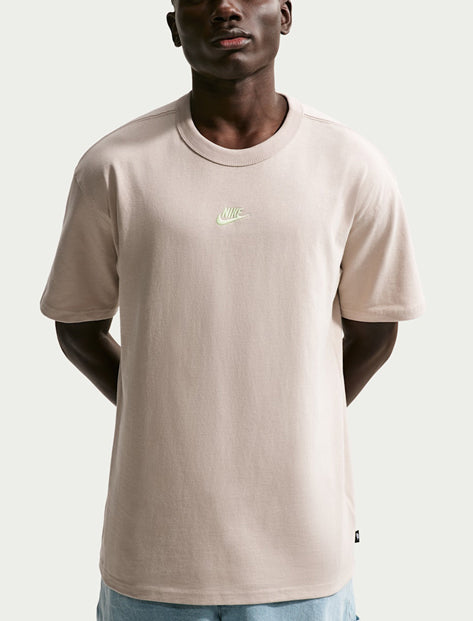 Maglietta Nike Sportswear Premium Essentials IH1121-236 Cream Uomo