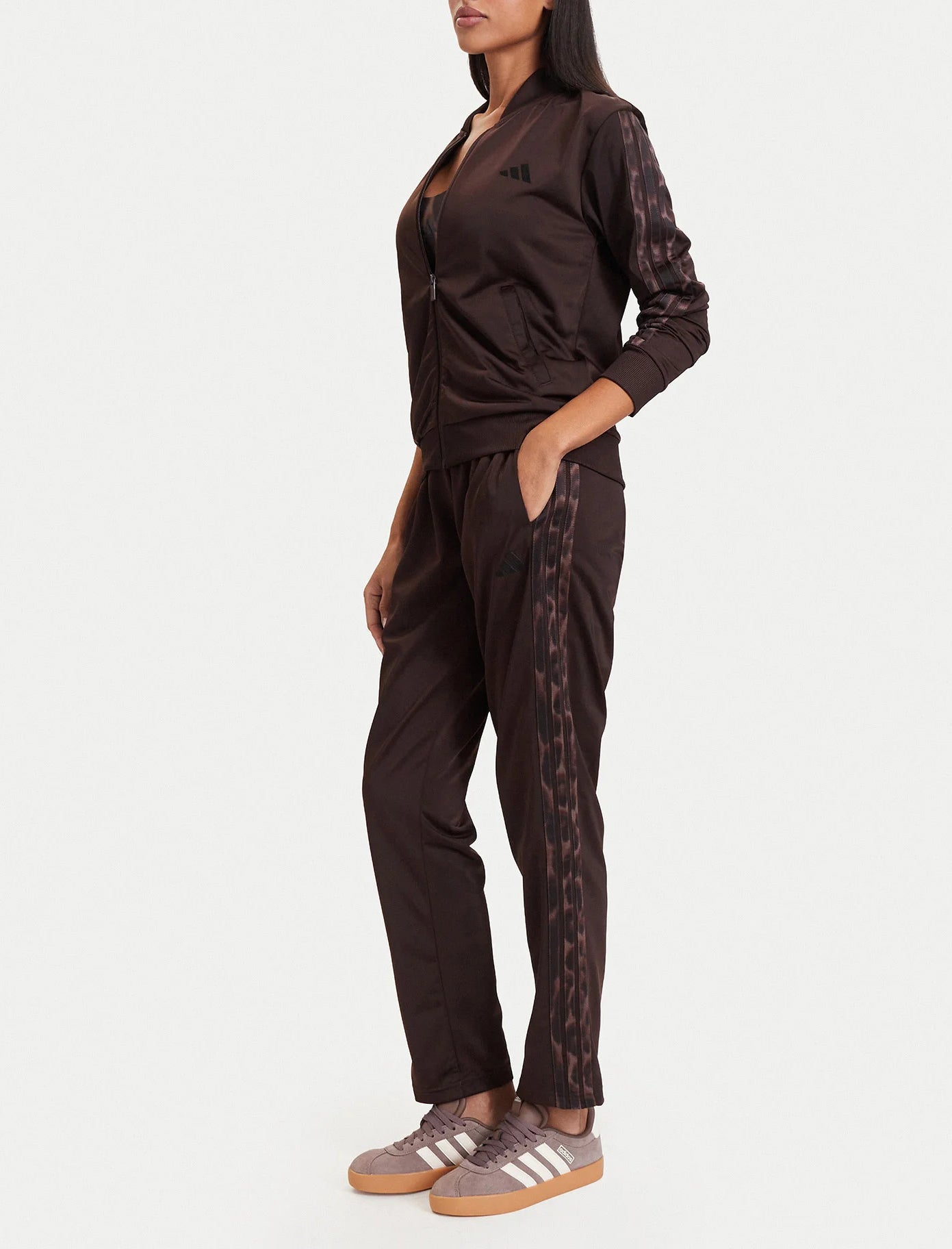 Completo tuta Adidas Essentials 3-Stripes Leopard Print KB8933 Donna