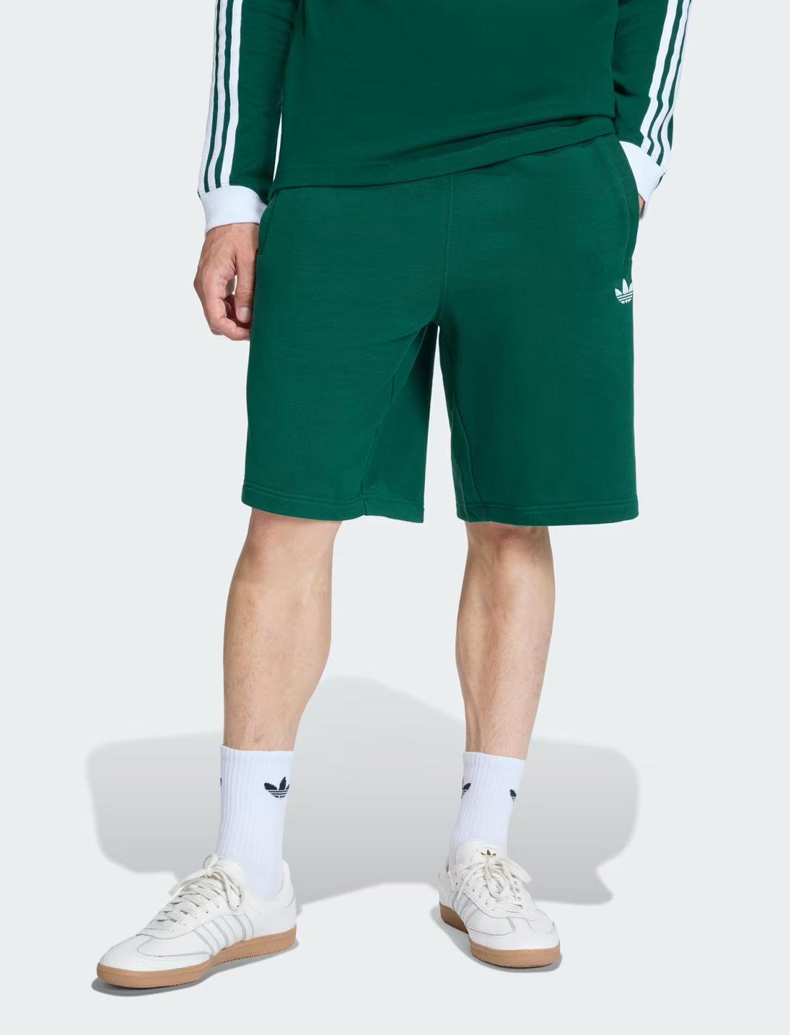Adidas Shorts 3-Stripes KE3563 Collegiate Green – shorts uomo indossati, vista frontale