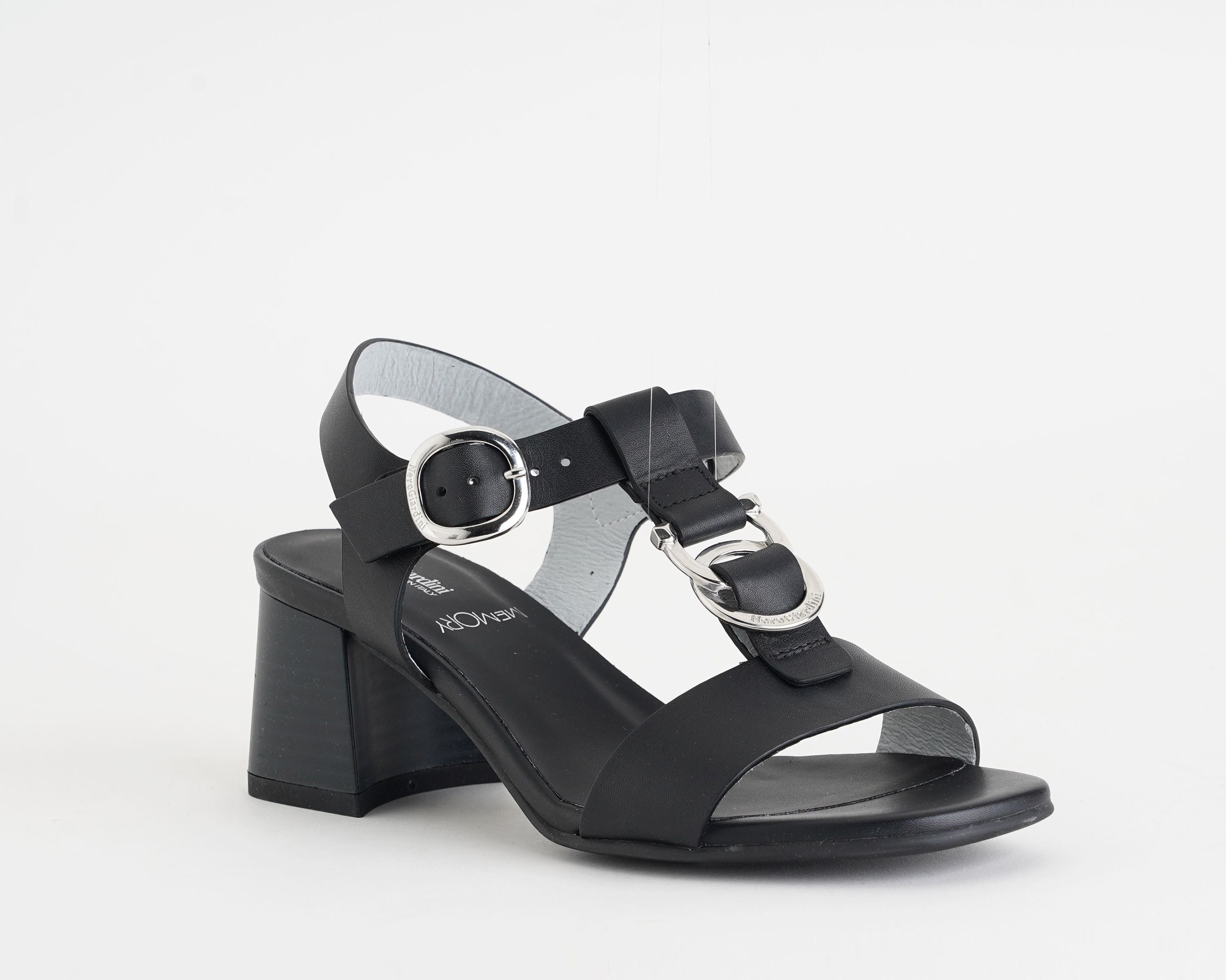 E615870D NERO GIARDINI Nero
