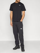 THE NORTH FACE NF0A8CZ2JK31 T-Shirt Evolution Simple Dome Regular colore Nero (TNF Black)
