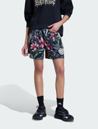 Pantaloncini Adidas X Farm Rio KR0255 Nero / Bianco crema / Verde artigianale 