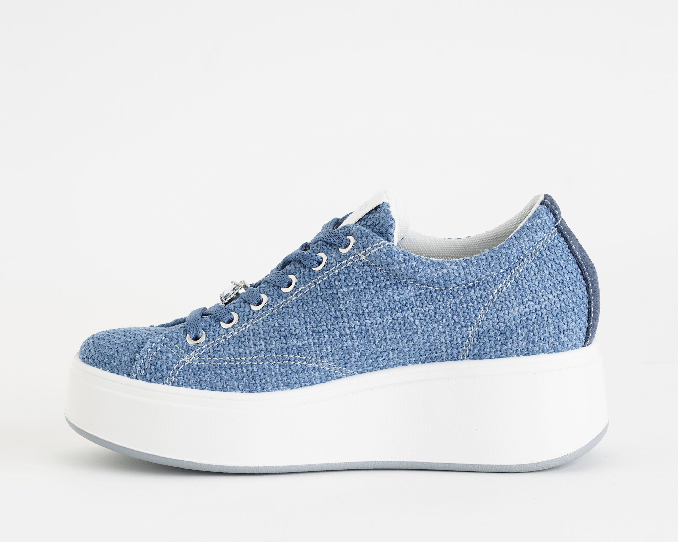 Sneakers con zeppa IGI&CO 1146800 in tessuto denim da donna, plantare rimovibile, soletta in pelle, suola in gomma, altezza 55 mm
