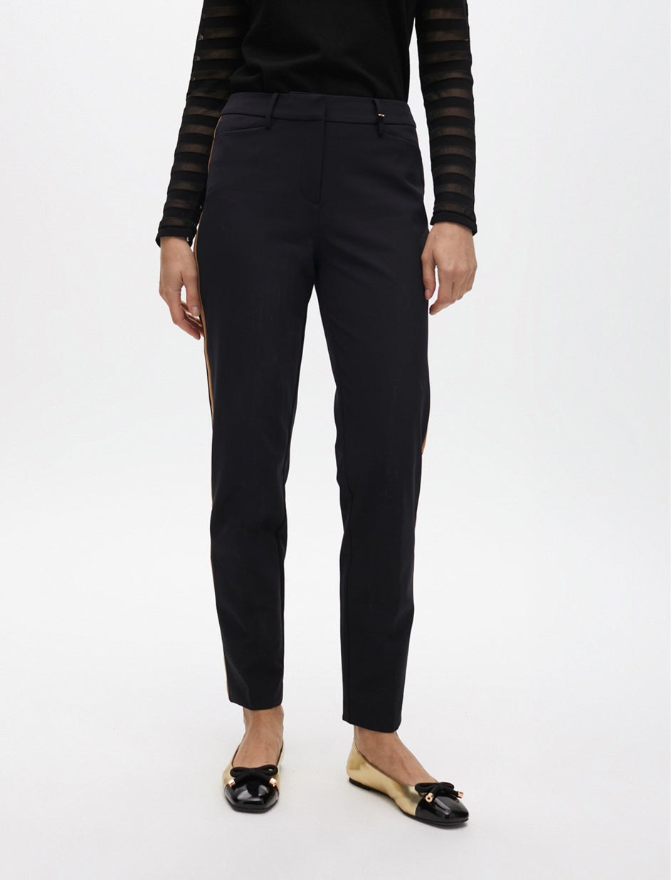 Pantaloni LOLA CASADEMUNT chino LF2514021 Nero Regular Fit Donna